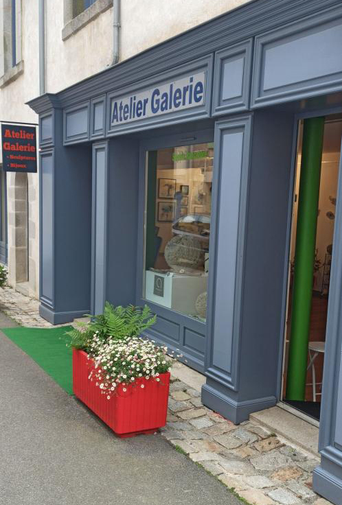 Showroom, Galerie d'art Guérande, galerie Paris, galerie La baule, atelier d'art, galerie d'art presqu'île de Guérande, Sophia Rancatore, artiste Guérande, Guérande intra-muros, ville d'art et d'histoire, tableaux, sculpture, bijoux, atelier d'art de France, feng shui, atelier d'artiste guérande, atelier d'artiste La baule, Atelier d'artiste Bretagne, Saint Nazaire, Mesquer, La Turballe, Pornichet, mosaïste, plasticienne, sculpteur Guérande, sculpteur La baule